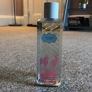 Victoria’s Secret tease dreamer